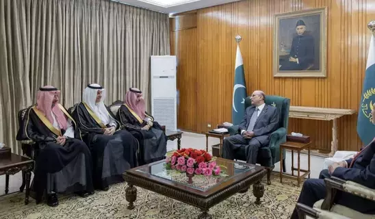 رئيس باكستان يستقبل وزير الخارجية ووفد السعودية رفيع المستوى رئيس باكستان يستقبل وزير الخارجية ووفد السعودية رفيع المستوى