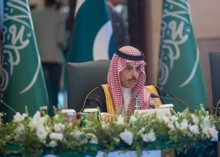 وزير الخارجية ينوه بالتعاون السعودي الباكستاني لمواجهة التحديات وزير الخارجية ينوه بالتعاون السعودي الباكستاني لمواجهة التحديات