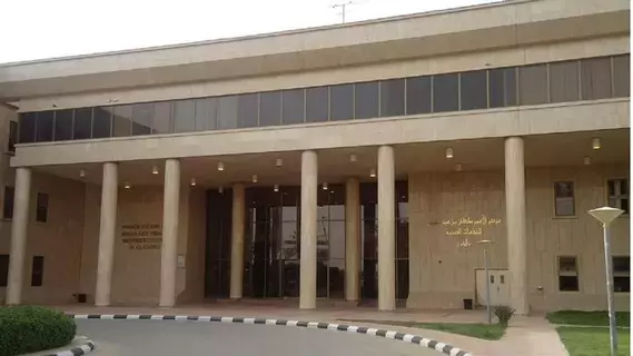 تركيب نصف مفصل فخذ صناعي لسبعيني في مستشفى الملك خالد بالخرج تركيب نصف مفصل فخذ صناعي لسبعيني في مستشفى الملك خالد بالخرج