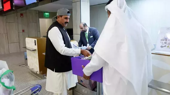 رحلة إضافية إلى دبي كل جمعة من الأحساء رحلة إضافية إلى دبي كل جمعة من الأحساء