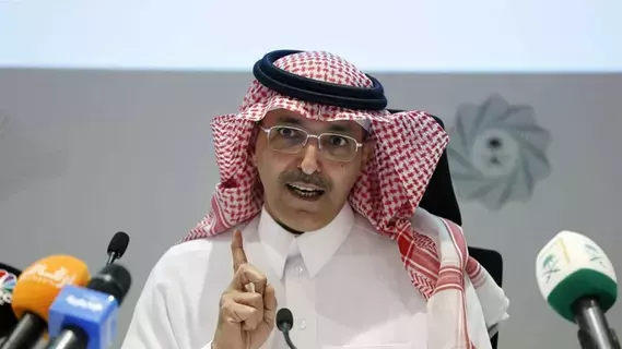 وزير المالية: سنعدل مشروعات رؤية 2030 وفق الحاجة وزير المالية: سنعدل مشروعات رؤية 2030 وفق الحاجة