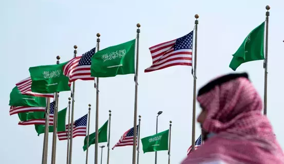 السعودية وأمريكا تقتربان من إبرام اتفاق أمني السعودية وأمريكا تقتربان من إبرام اتفاق أمني