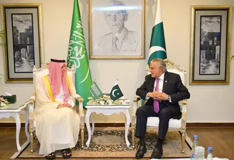 السعودية تقود جهود السلام كأول دولة ترسل مبعوثا إلى الهند وباكستان السعودية تقود جهود السلام كأول دولة ترسل مبعوثا إلى الهند وباكستان