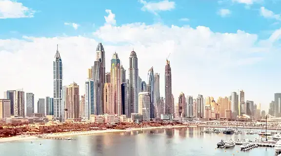 بدائل مكلفة.. أزمة «باب المندب» ترفع أسعار الشحن بدائل مكلفة.. أزمة «باب المندب» ترفع أسعار الشحن