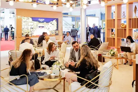 سوق السفر العربي 2024.. أحدث اتجاهات السفر الفاخر سوق السفر العربي 2024.. أحدث اتجاهات السفر الفاخر