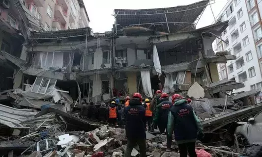 137 قتيلاً في زلزال بالصين وجدل حول الإنهاء المبكر لجهود البحث 137 قتيلاً في زلزال بالصين وجدل حول الإنهاء المبكر لجهود البحث