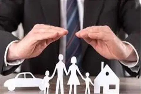 استثمارات التأمين ترتفع إلى 74.4 مليار درهم بنمو 3% استثمارات التأمين ترتفع إلى 74.4 مليار درهم بنمو 3%