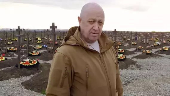 روسيا ترد على تقرير أمريكي بشأن مقتل قائد «فاغنر»: «خيال رخيص» روسيا ترد على تقرير أمريكي بشأن مقتل قائد «فاغنر»: «خيال رخيص»