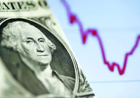 فقد 2% في أسبوعين.. الدولار عند أدنى مستوى في 5 أشهر فقد 2% في أسبوعين.. الدولار عند أدنى مستوى في 5 أشهر