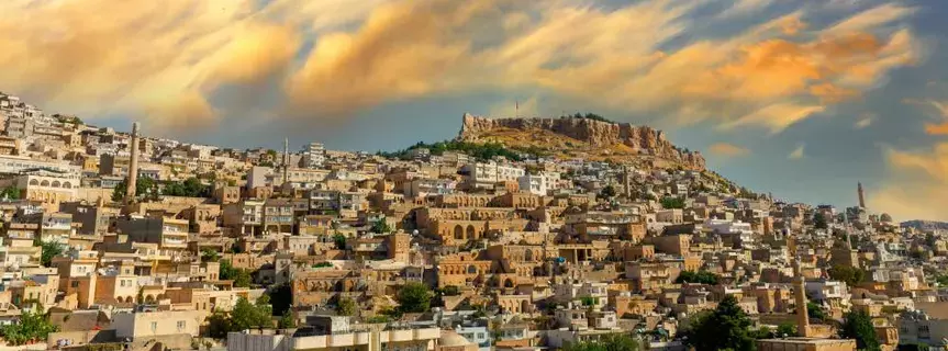تركيا.. سياحة الثلج وقطار الشرق السريع تركيا.. سياحة الثلج وقطار الشرق السريع