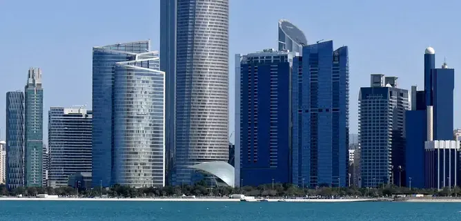 145 مليار دولار استثمارات أجنبية مباشرة في أبوظبي خلال 8 سنوات 145 مليار دولار استثمارات أجنبية مباشرة في أبوظبي خلال 8 سنوات