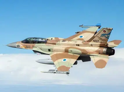 الجيش الإسرائيلي يعلن اعتراض طائرة عبرت من سوريا الجيش الإسرائيلي يعلن اعتراض طائرة عبرت من سوريا