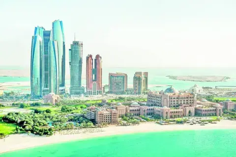 78 ألف منشأة عاملة بأبوظبي.. بناتج 1.54 تريليون 78 ألف منشأة عاملة بأبوظبي.. بناتج 1.54 تريليون