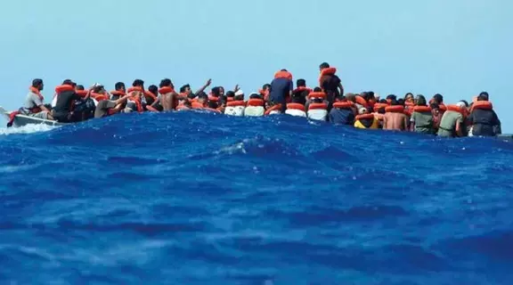 السلطات التونسية تحبط 13 عملية هجرة غير شرعية السلطات التونسية تحبط 13 عملية هجرة غير شرعية