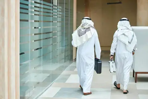 13 عقوبة مالية وإدارية لمخالفي ضريبة الشركات في الإمارات 13 عقوبة مالية وإدارية لمخالفي ضريبة الشركات في الإمارات