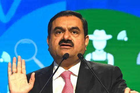 غوتام أداني يستيعد عرش أغنياء آسيا بثروة 97.6 مليار دولار غوتام أداني يستيعد عرش أغنياء آسيا بثروة 97.6 مليار دولار