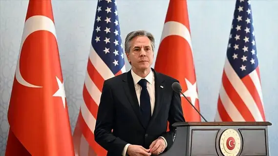 بلينكن في تركيا لبحث ملفي حرب غزة وانضمام السويد لـ «الناتو» بلينكن في تركيا لبحث ملفي حرب غزة وانضمام السويد لـ «الناتو»