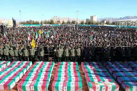 ارتفاع عدد ضحايا تفجيري إيران إلى 91 شخصاً ارتفاع عدد ضحايا تفجيري إيران إلى 91 شخصاً