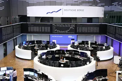 الأسهم الأوروبية تتراجع بضغط من قطاع الطاقة وارتفاع العوائد على السندات الأسهم الأوروبية تتراجع بضغط من قطاع الطاقة وارتفاع العوائد على السندات