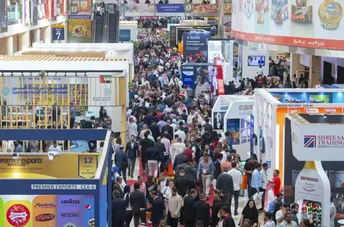 «دبي التجاري العالمي» يُعزّز مكانته العالمية في 2024 عبر 70 معرضاً وفعالية كبرى «دبي التجاري العالمي» يُعزّز مكانته العالمية في 2024 عبر 70 معرضاً وفعالية كبرى