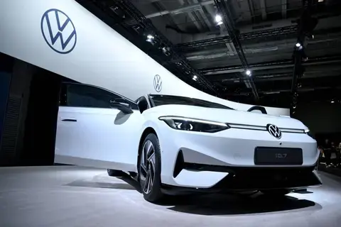 مبيعات «فولكس فاجن» ترتفع 12% إلى 9.24 مليون مركبة في 2023 مبيعات «فولكس فاجن» ترتفع 12% إلى 9.24 مليون مركبة في 2023