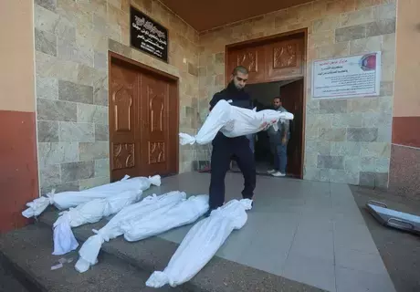 23469 قتيلاً و59604 مصاباً في الهجمات الإسرائيلية على غزة منذ 7 أكتوبر 23469 قتيلاً و59604 مصاباً في الهجمات الإسرائيلية على غزة منذ 7 أكتوبر