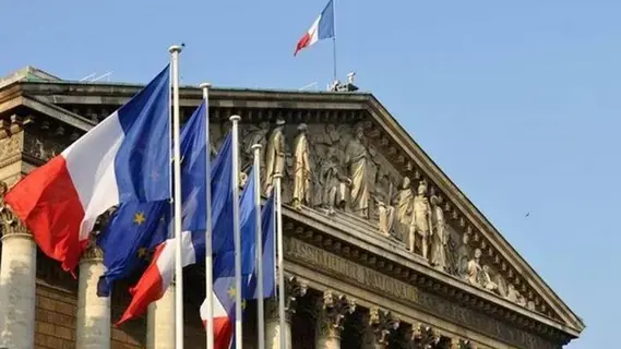 فرنسا.. تعيين الأمين العام للحزب الحاكم ستيفان سيجورنيه وزيراً للخارجية فرنسا.. تعيين الأمين العام للحزب الحاكم ستيفان سيجورنيه وزيراً للخارجية