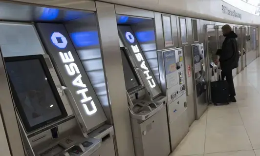 أرباح «جي بي مورجان» الفصلية تتراجع 15% إلى 9.3 مليار دولار أرباح «جي بي مورجان» الفصلية تتراجع 15% إلى 9.3 مليار دولار