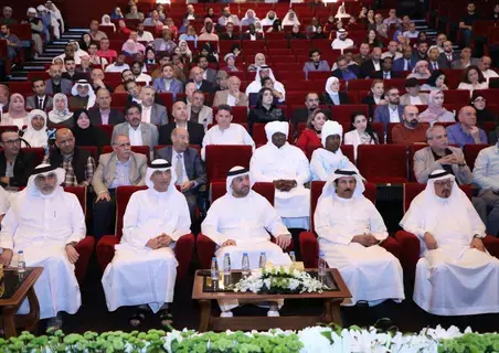 قصائد تعزف موسيقى الجمال في مهرجان الشعر العربي قصائد تعزف موسيقى الجمال في مهرجان الشعر العربي