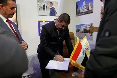 وزير التجارة العراقي: احتياطيات القمح تكفي لمدة عام وزير التجارة العراقي: احتياطيات القمح تكفي لمدة عام