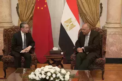 مصر والصين تؤكدان أولوية سلامة وأمن الملاحة في البحر الأحمر مصر والصين تؤكدان أولوية سلامة وأمن الملاحة في البحر الأحمر