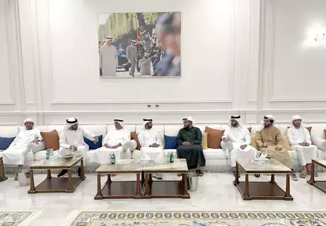 جلسة عصف ذهني في مركز سالم بن حم الثقافي جلسة عصف ذهني في مركز سالم بن حم الثقافي