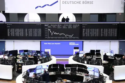 الأسهم الأوروبية تنخفض مع تراجع توقعات خفض الفائدة الأسهم الأوروبية تنخفض مع تراجع توقعات خفض الفائدة