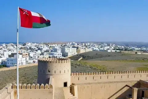عُمان تطلق صندوق المستقبل بـ 5.2 مليار دولار لتحفيز الاستثمار عُمان تطلق صندوق المستقبل بـ 5.2 مليار دولار لتحفيز الاستثمار