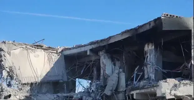 فيديو| مقتل 7 أشخاص في غارات باكستانية داخل إيران فيديو| مقتل 7 أشخاص في غارات باكستانية داخل إيران