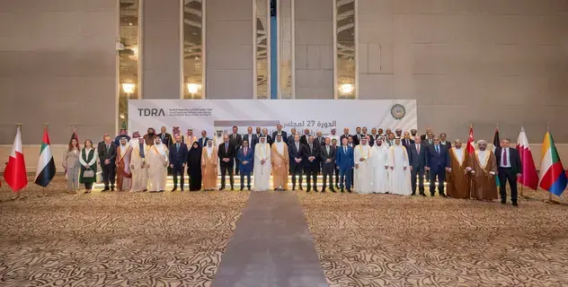 الإمارات تترأس اجتماع مجلس وزراء الاتصالات العرب في أبوظبي الإمارات تترأس اجتماع مجلس وزراء الاتصالات العرب في أبوظبي