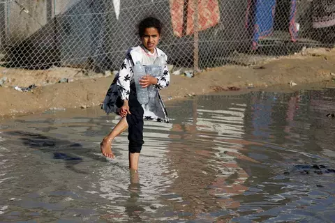 حرب غزة في يومها ال 104.. غارات متواصلة ومعارك محتدمة حرب غزة في يومها ال 104.. غارات متواصلة ومعارك محتدمة