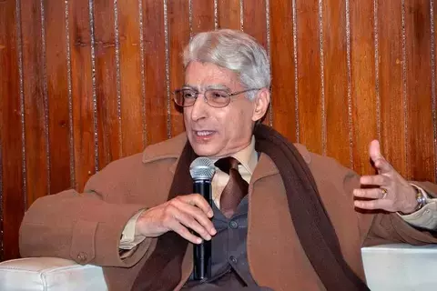 رحيل عميد الأدب المغربي عباس الجراري رحيل عميد الأدب المغربي عباس الجراري