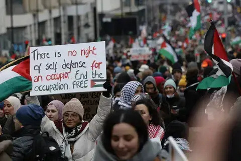 9000 مشارك في مسيرة «العدالة من أجل فلسطين» في بروكسل 9000 مشارك في مسيرة «العدالة من أجل فلسطين» في بروكسل