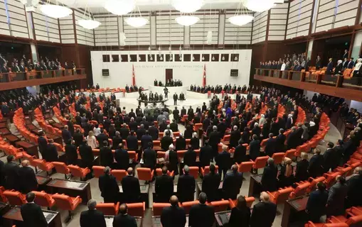 البرلمان التركي يصادق على انضمام السويد إلى «الناتو» البرلمان التركي يصادق على انضمام السويد إلى «الناتو»