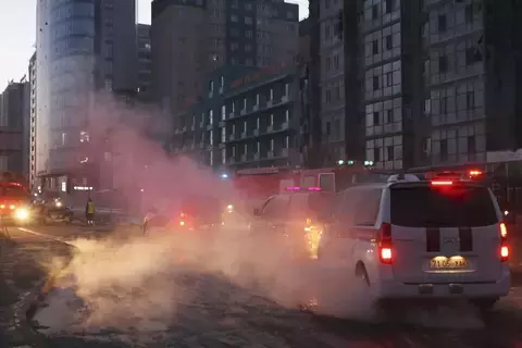 6 قتلى و14 جريحاً بانفجار صهريج غاز في منغوليا 6 قتلى و14 جريحاً بانفجار صهريج غاز في منغوليا