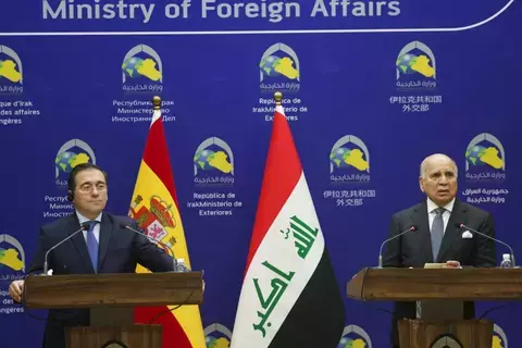 وزير خارجية إسبانيا يدعو من العراق لوقف الهجمات على «التحالف الدولي» وزير خارجية إسبانيا يدعو من العراق لوقف الهجمات على «التحالف الدولي»