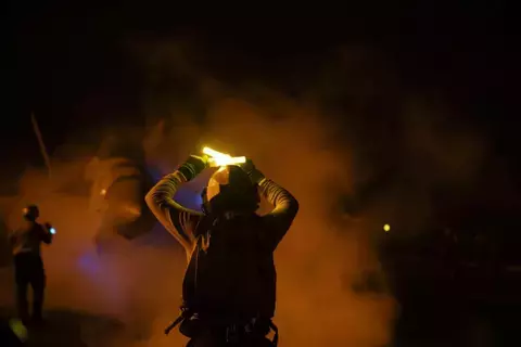 واشنطن ولندن تعاقبان كبار القادة الحوثيين.. وخطة لتوسيع الضربات واشنطن ولندن تعاقبان كبار القادة الحوثيين.. وخطة لتوسيع الضربات