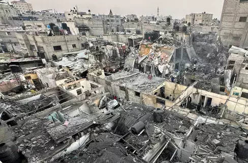 الأمم المتحدة: الحرب بين إسرائيل وحماس جعلت غزة «غير صالحة للعيش» الأمم المتحدة: الحرب بين إسرائيل وحماس جعلت غزة «غير صالحة للعيش»