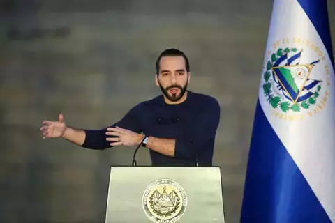 انتخابات رئاسية في السلفادور الأحد.. وتوقعات بفوز الرئيس بوكيلة انتخابات رئاسية في السلفادور الأحد.. وتوقعات بفوز الرئيس بوكيلة