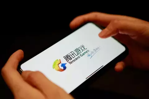 شركة الإنترنت الصينية العملاقة «تينسنت» تطرد 120 شخصاً بتهمة الاحتيال شركة الإنترنت الصينية العملاقة «تينسنت» تطرد 120 شخصاً بتهمة الاحتيال