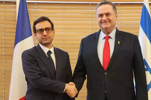 وزير خارجية إسرائيل: «الوقت ينفد» أمام حل دبلوماسي في جنوب لبنان وزير خارجية إسرائيل: «الوقت ينفد» أمام حل دبلوماسي في جنوب لبنان