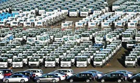 صادرات اليابان تفوق التوقعات في يناير وترتفع 12% صادرات اليابان تفوق التوقعات في يناير وترتفع 12%