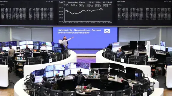 إغلاق قياسي لمؤشر «ستوكس 600» الأوروبي بعد بيانات اقتصادية قوية إغلاق قياسي لمؤشر «ستوكس 600» الأوروبي بعد بيانات اقتصادية قوية
