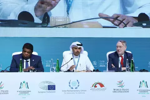 إصدار وثيقة دورة أبوظبي للمؤتمر البرلماني لمنظمة التجارة العالمية إصدار وثيقة دورة أبوظبي للمؤتمر البرلماني لمنظمة التجارة العالمية